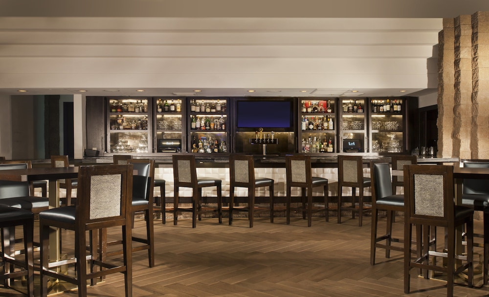 Loews Ventana Canyon Resort - photo 2