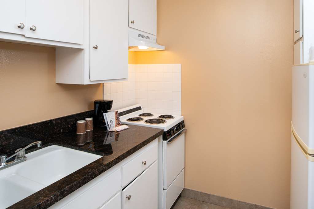 Dana Point Marina Inn - photo 25