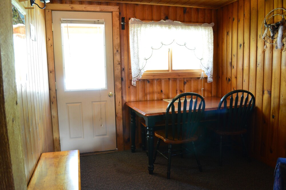 Daven Haven Lodge & Cabins - photo 34