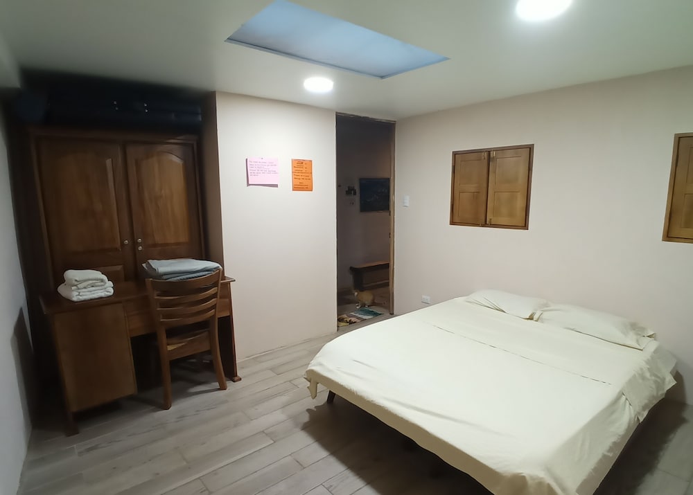 Hogar tico estadounidense in Rio Segundo, Costa Rica