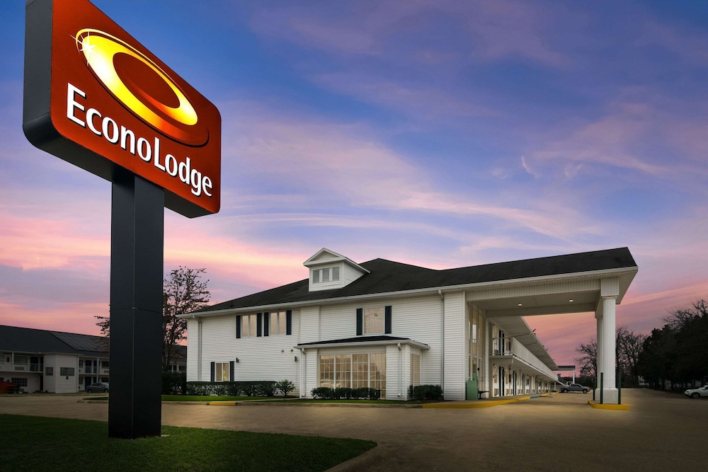 Econo Lodge Branson Theater District - last minute hotel in Branson