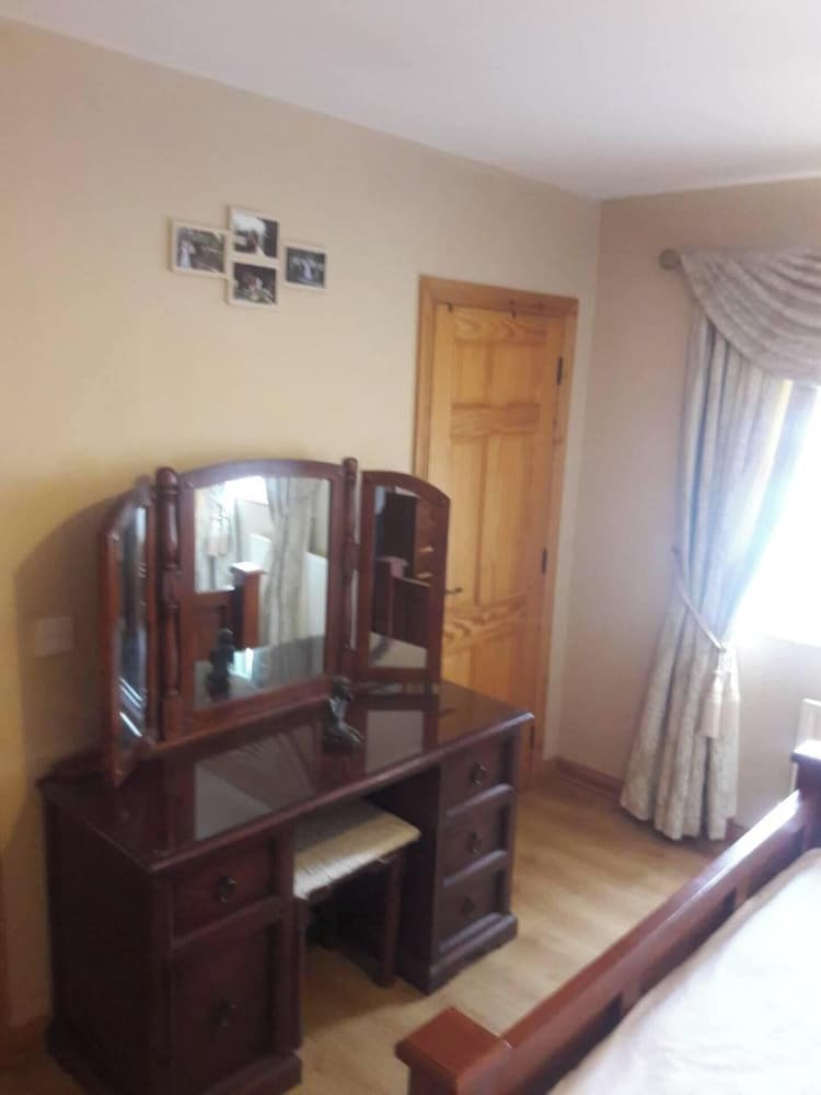 Carndonagh 3 bedrooms Sleeps 6 7 Garden