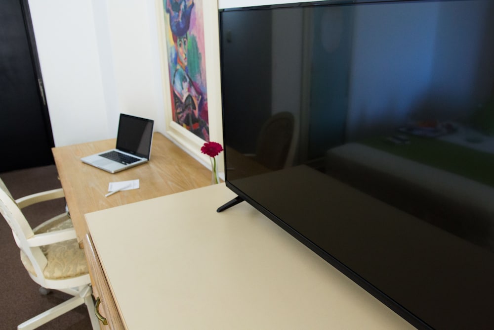 In-room business center