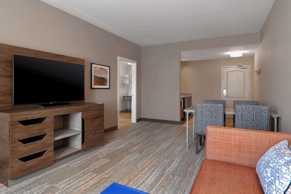Hampton Inn & Suites Billings West I 90 - photo 14