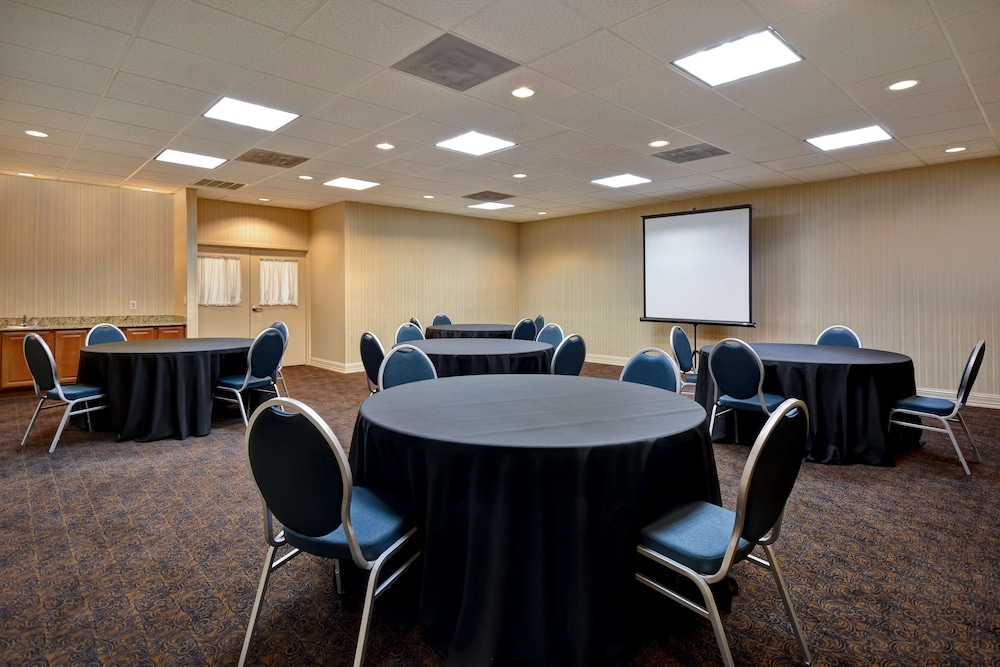 Homewood Suites By Hilton Houston IAH Airport Beltway 8 - photo 35