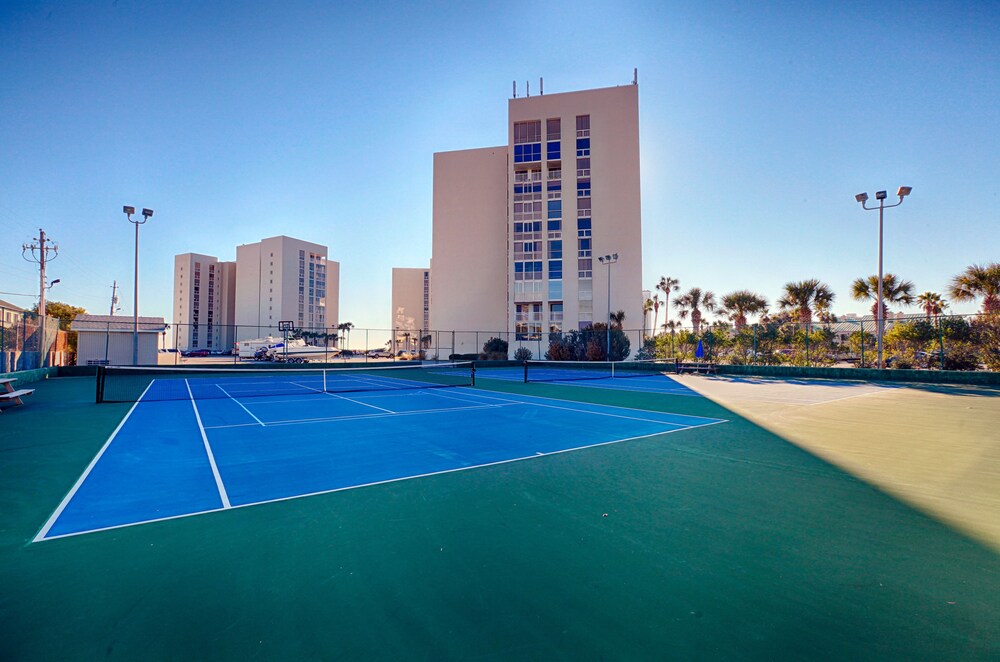 Shoreline Towers Resort by Panhandle Getaways - photo 18