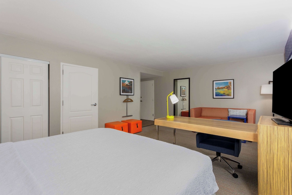 Hampton Inn & Suites Tallahassee I 10 Thomasville Road - photo 26
