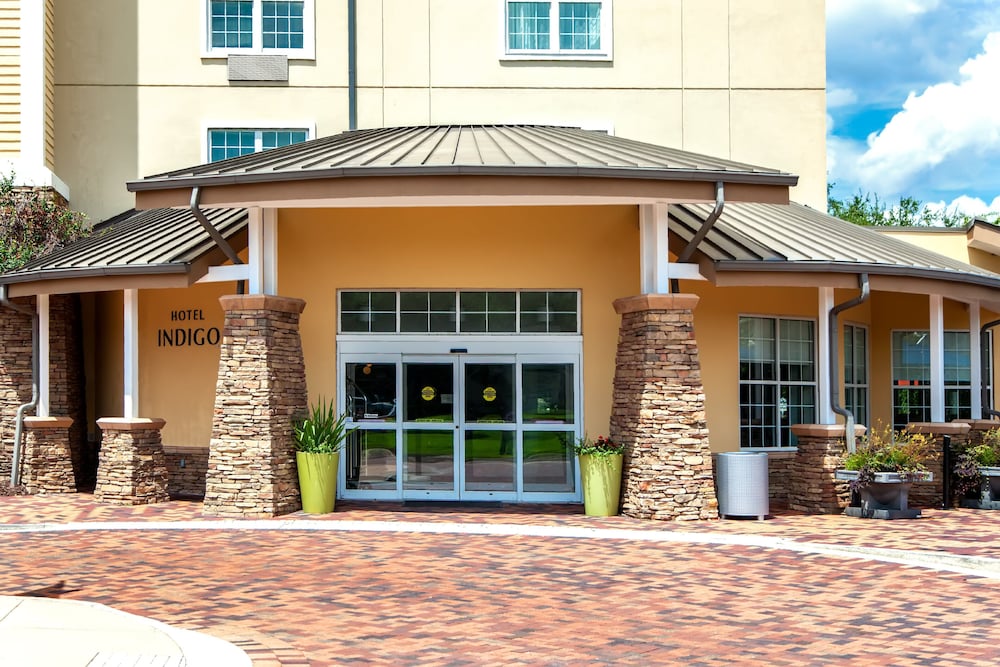 Hotel Indigo Jacksonville Deerwood Park by IHG - photo 52