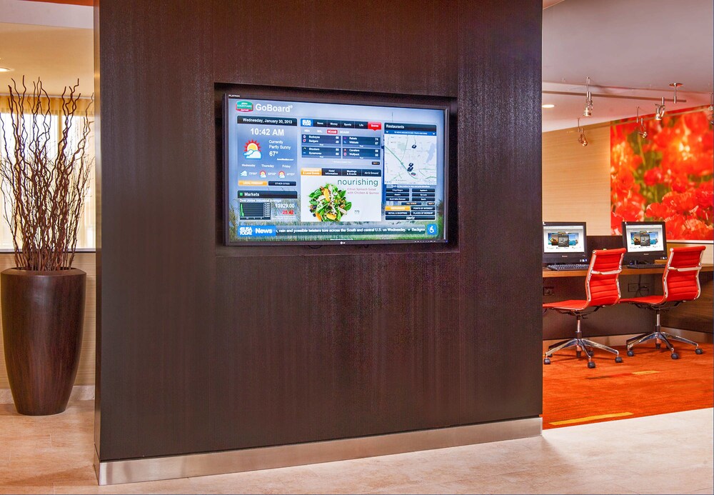 Courtyard by Marriott Hampton - photo 29