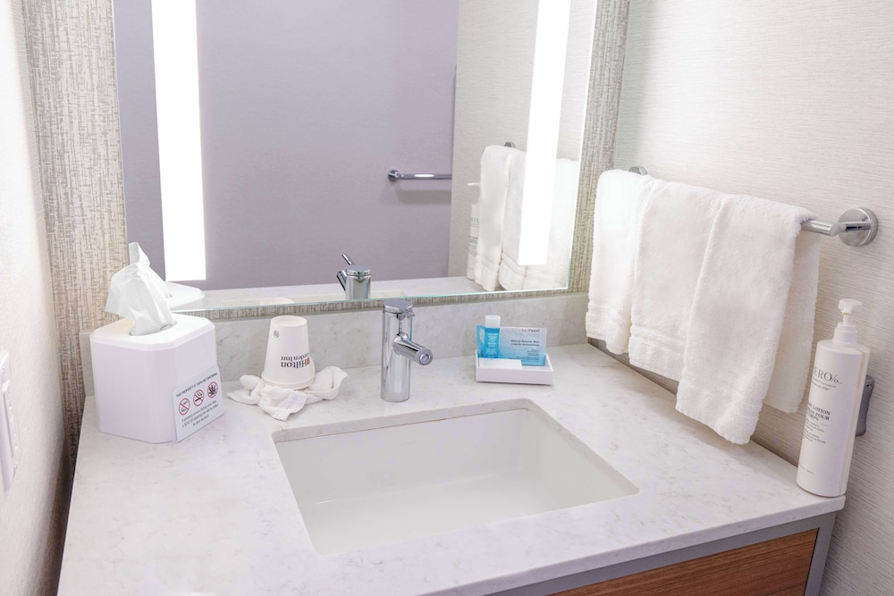 Hilton Garden Inn Lakewood - photo 43