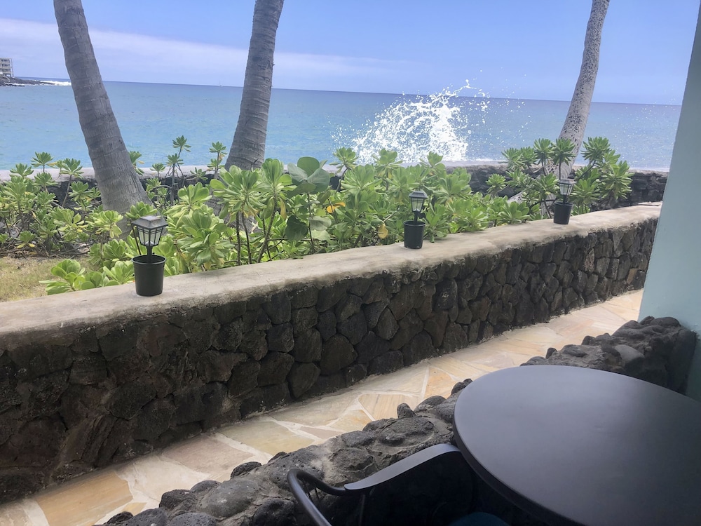Kona Tiki Hotel - photo 29