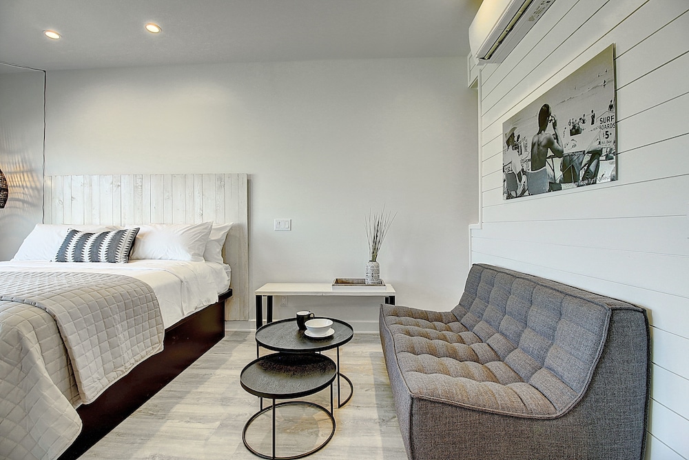 Lively Beach - photo 4