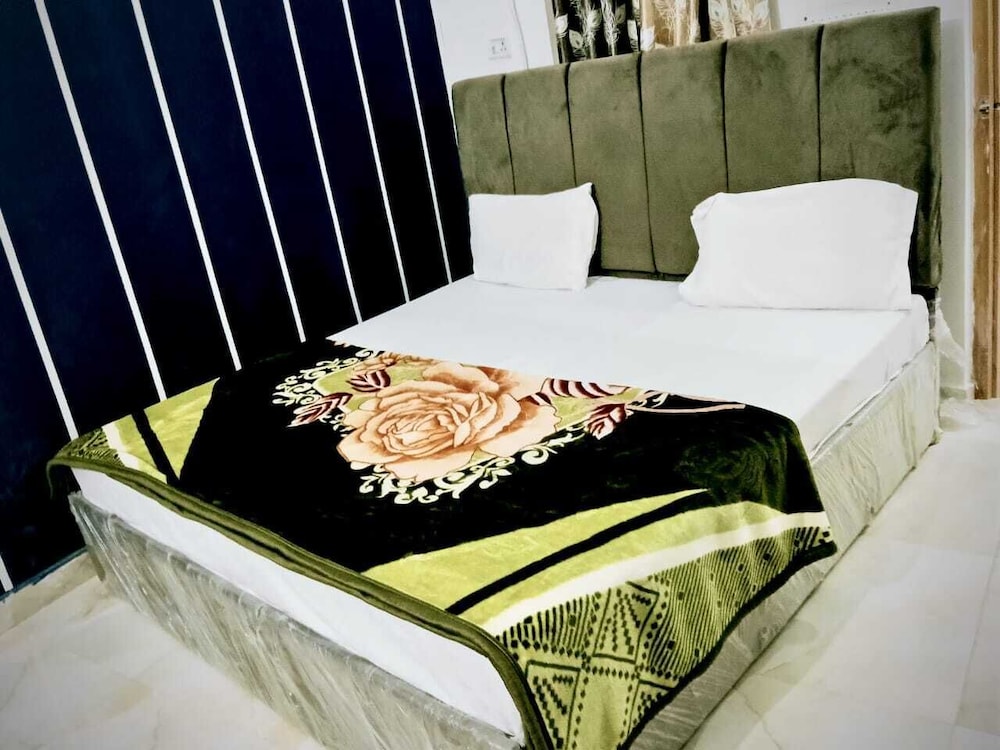 Hotel ORS Guest House Ayodhya in Fyzabad, India