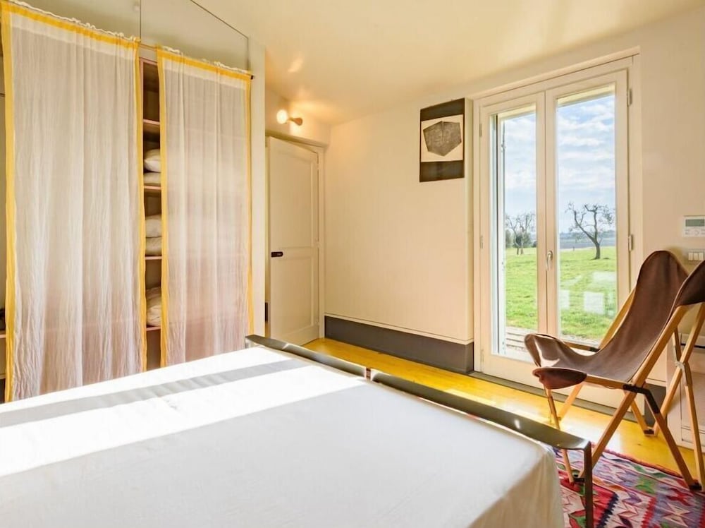Villa Farneta Comfortable Holiday Residence — 4-Star Luxury Hotel in Cortona, Italy