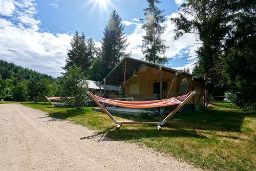 Glamping Haure Loire - last minute hotel in Sainte-Sigolene