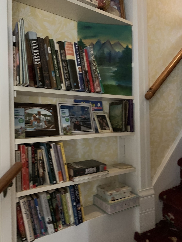 The Dancing Bear Inn - photo 26