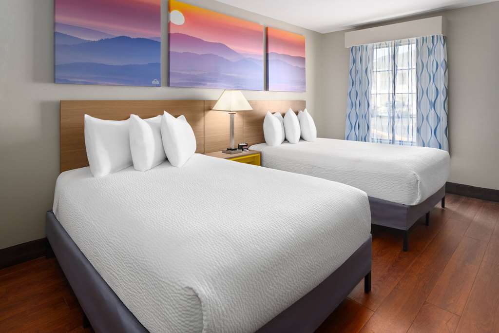 Days Inn by Wyndham Americus - photo 20