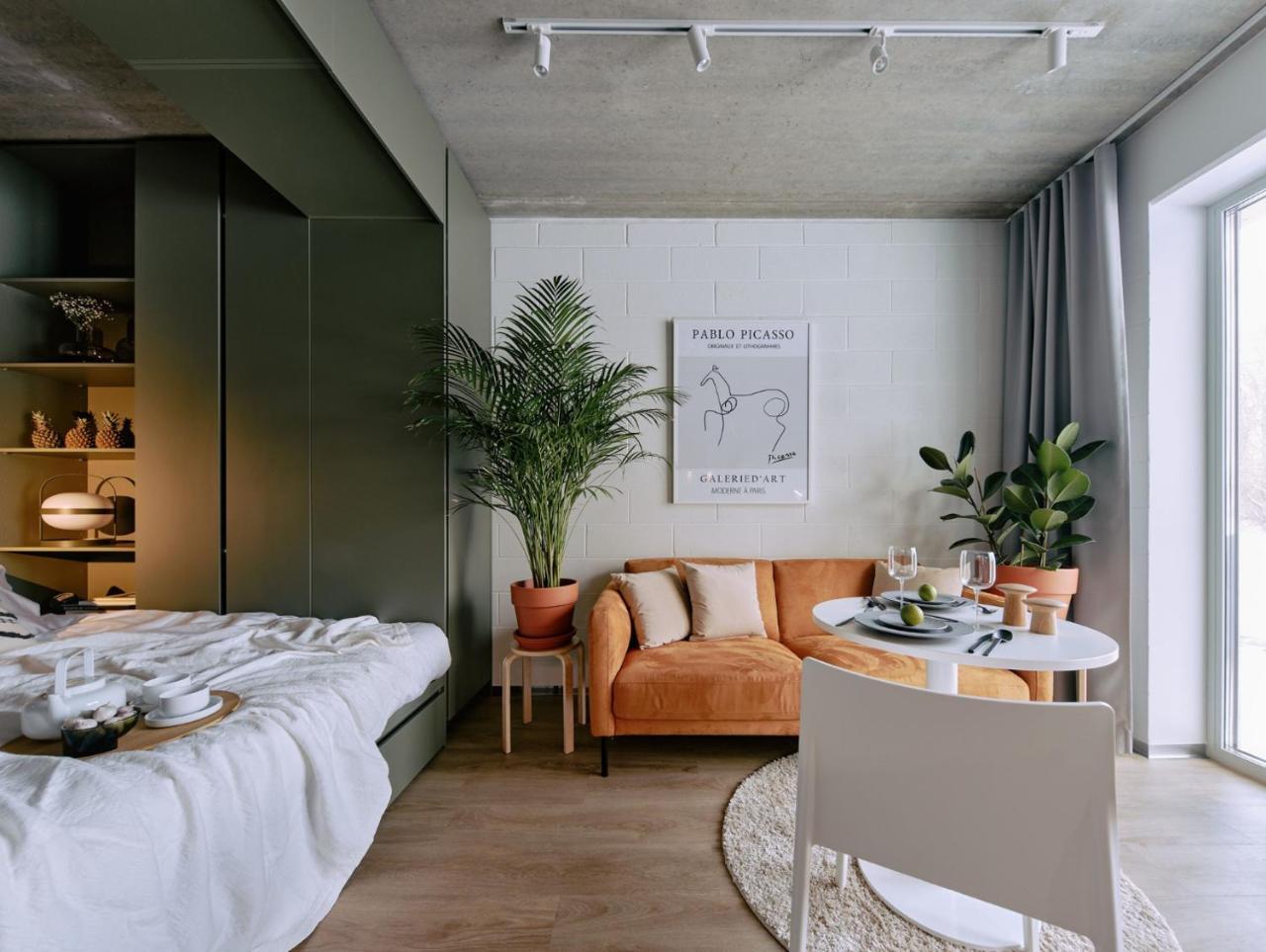 Campus House by Larsen