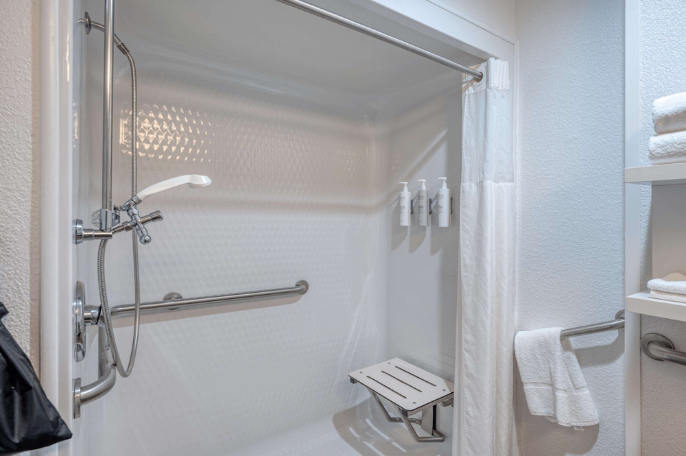 Hampton Inn Washington Court House - photo 26