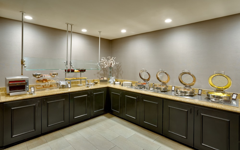 Hilton Tucson East - photo 40