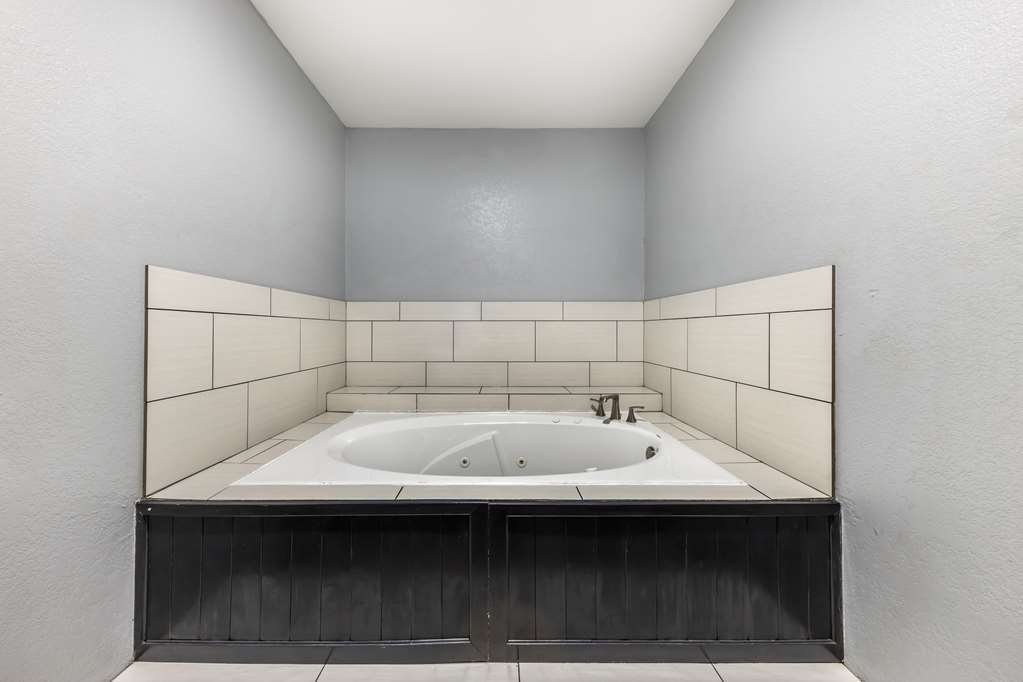 Best Western Atoka Inn & Suites - photo 14