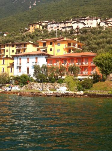 Hotel Smeraldo - carbon neutral hotel in Brenzone