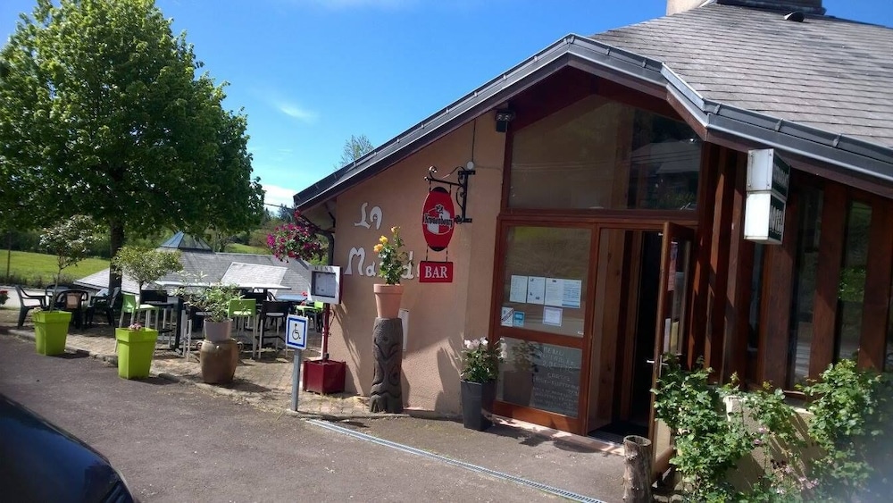 Hôtel restaurant la maïade — hotel in Ussel