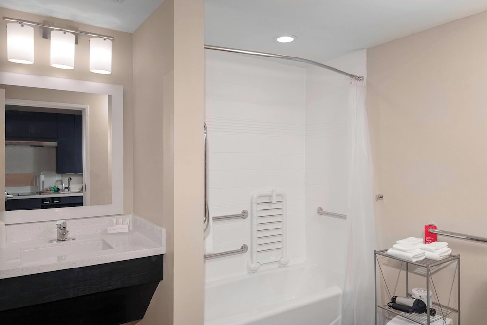 TownePlace Suites by Marriott San Antonio Westover Hills - photo 10