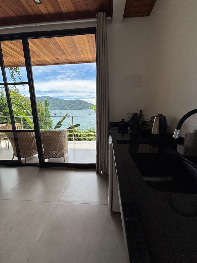Flat Praia Comprida - last minute hotel in Angra Dos Reis