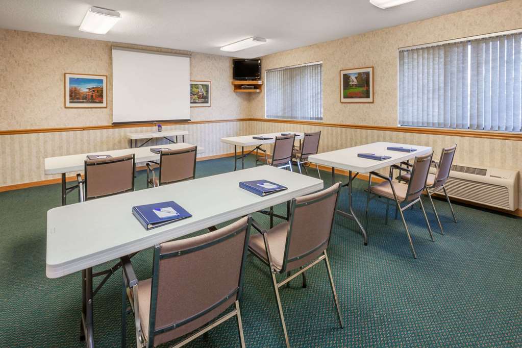 Baymont by Wyndham Midland - photo 16