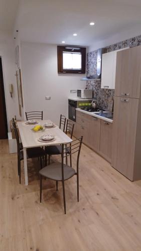 Rosa's House Casa vacanza vicina al mare — 4-Star Luxury Hotel in Vico Equense, Italy