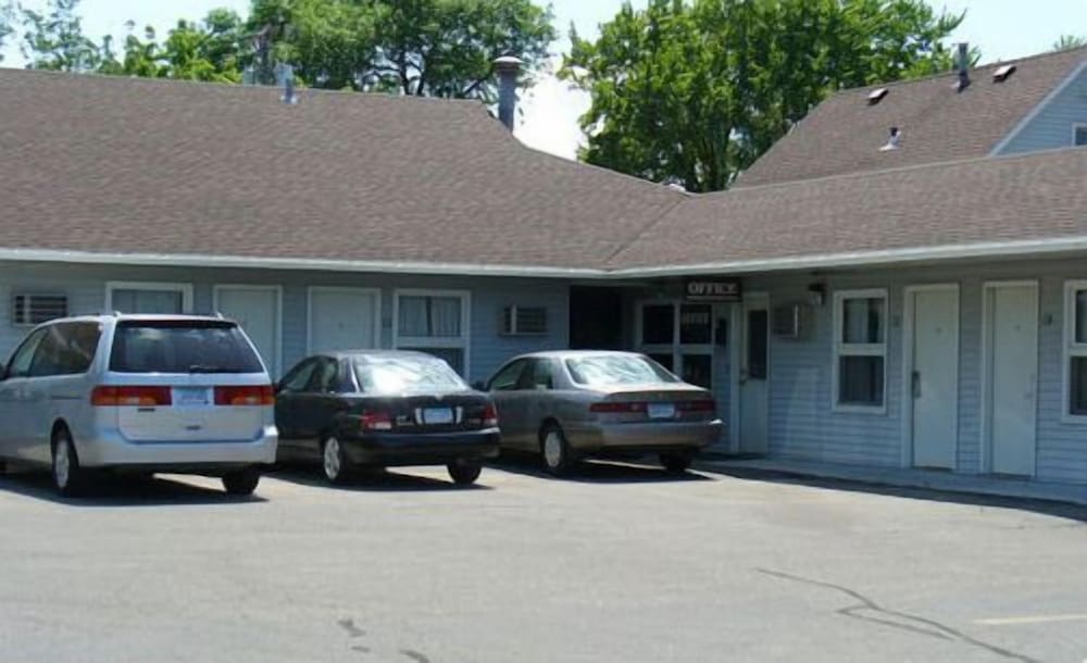 Oakdale Motel - photo 13