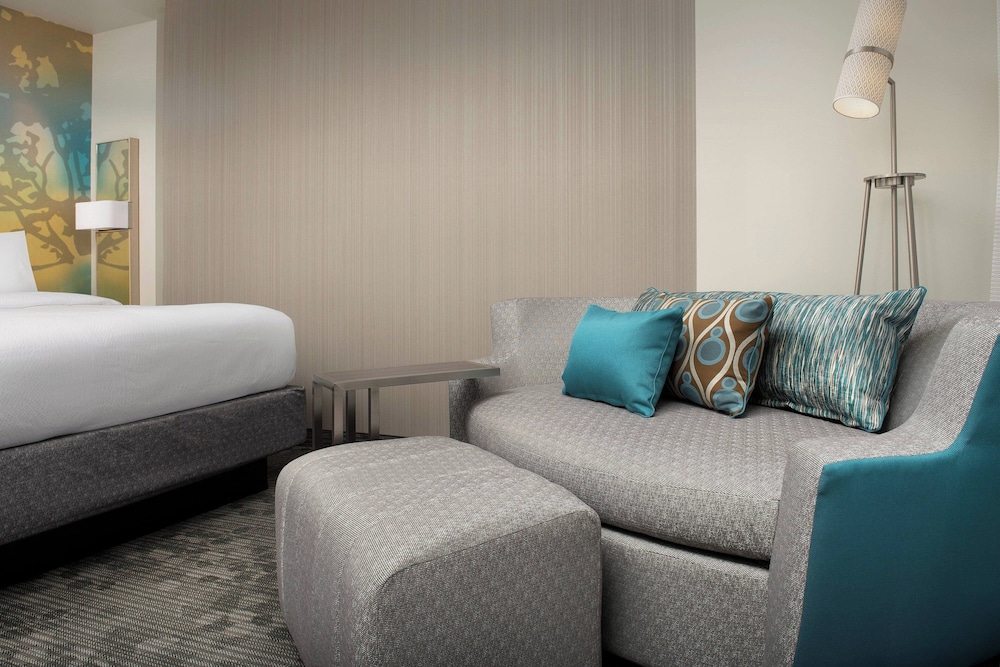 Courtyard by Marriott Portland East - photo 10