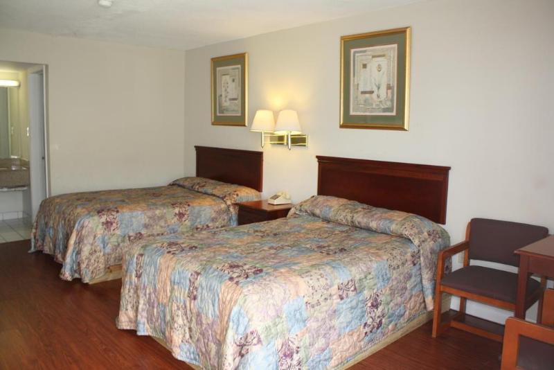 Gateway Inn Savannah - photo 5