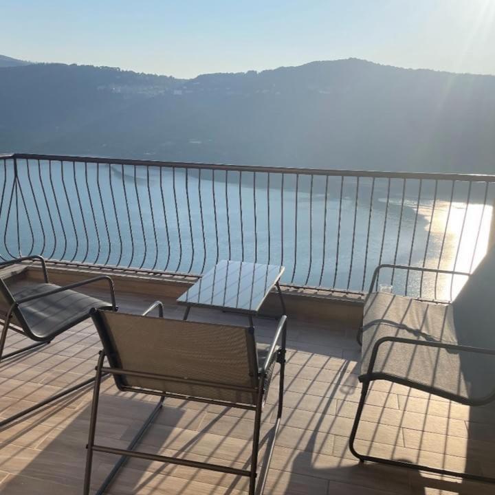 Incanto sul lago by Vivere il Borgo — 4-Star Luxury Hotel in Genzano Di Roma, Italy