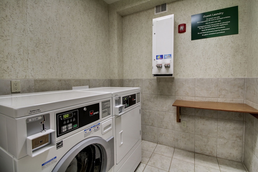Quality Inn Junction City Near Fort Riley - photo 46