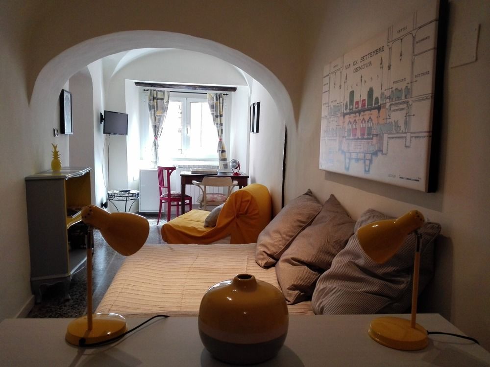 Casa Ela — 4-Star Luxury Hotel in Genoa, Italy