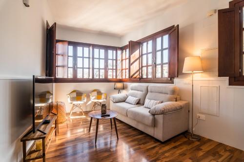 tuGuest Hermosa II Apartment — 4-Star Luxury Hotel in Granada, Spain