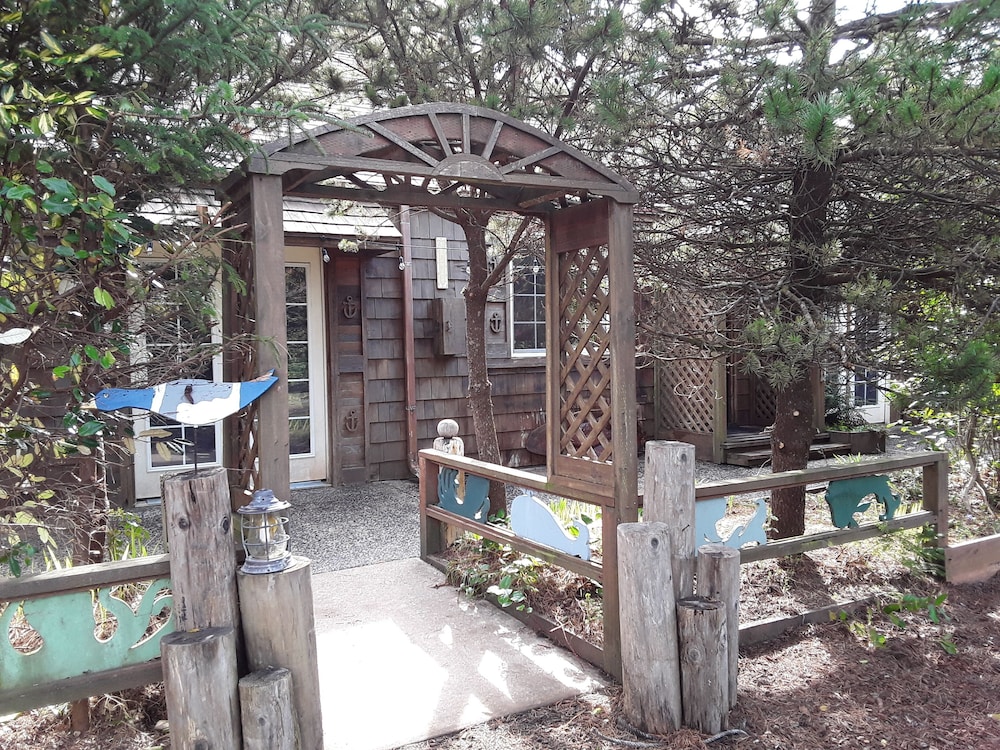 Anchor Inn Resort - photo 46