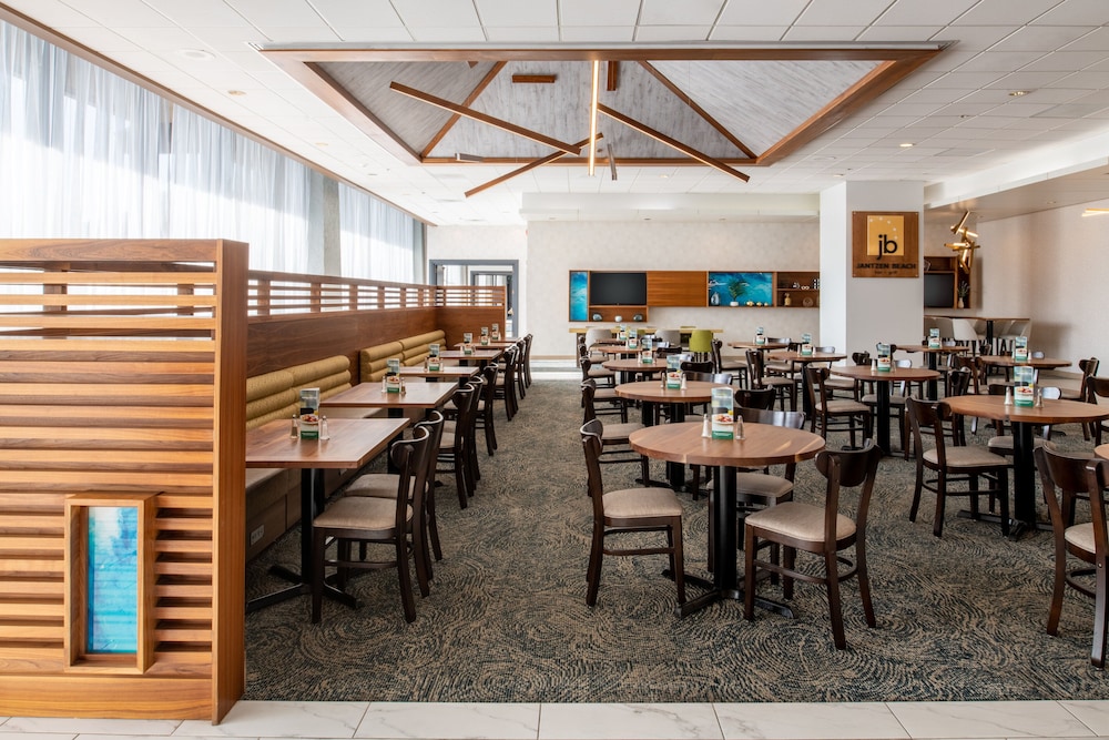 Holiday Inn Portland Columbia Riverfront By IHG - photo 52