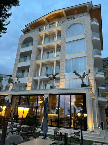 Trevi Hotel & Restorant Shengjin in Shengjin, Albania