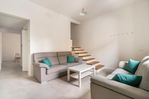 Scandicci Elite Home Casa Moderna con Cortile e Parcheggio Gratuito — 4-Star Luxury Hotel in Scandicci, Italy