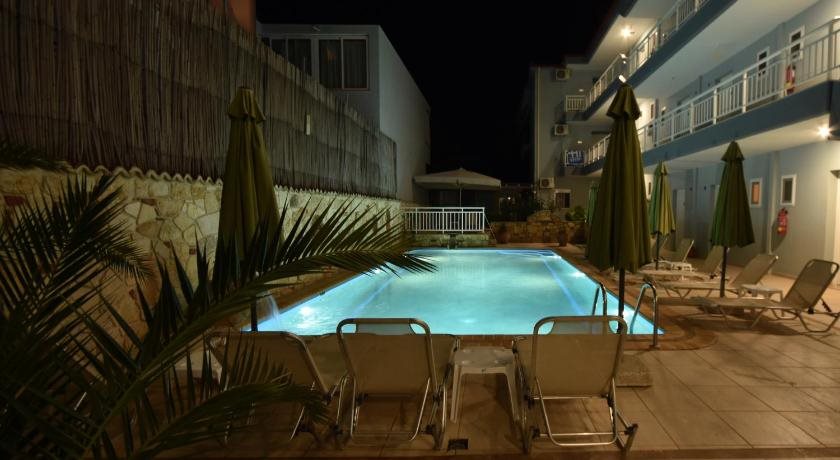 Kiwi Hotel - carbon neutral hotel in Kassandreia