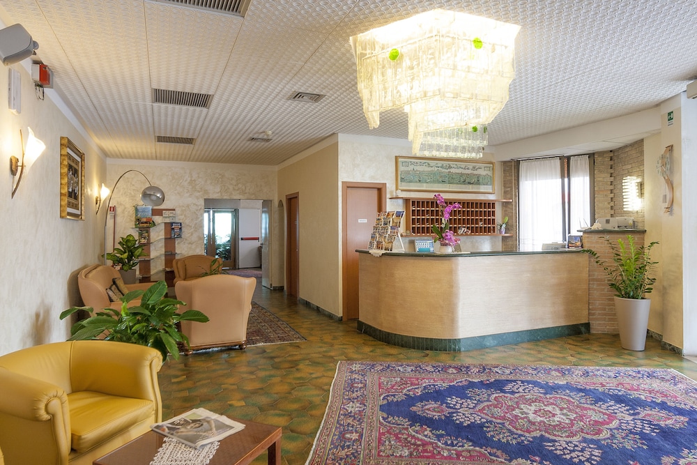 Regent’s Hotel — Iesolo — photo 2