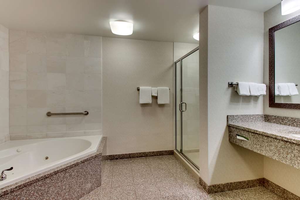 Drury Inn & Suites Meridian - photo 50