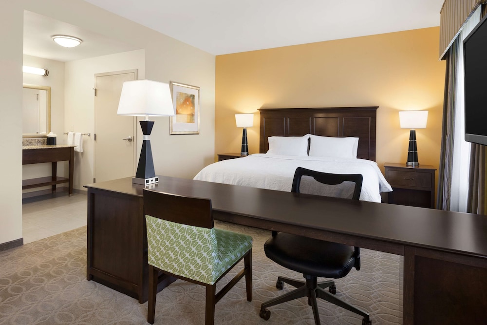 Hampton Inn & Suites San Bernardino - photo 15