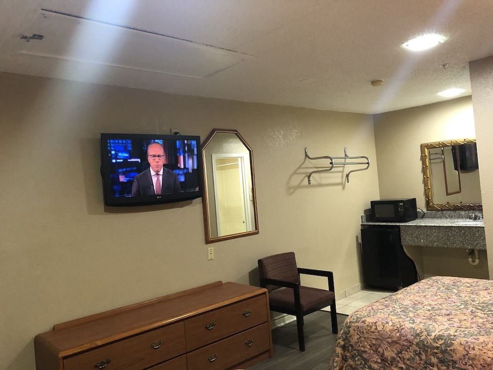 Golden Inn Dallas by Hotel O - photo 8