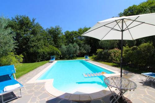 Villa Gioiosa — 4-Star Luxury Hotel in Monte San Savino, Italy