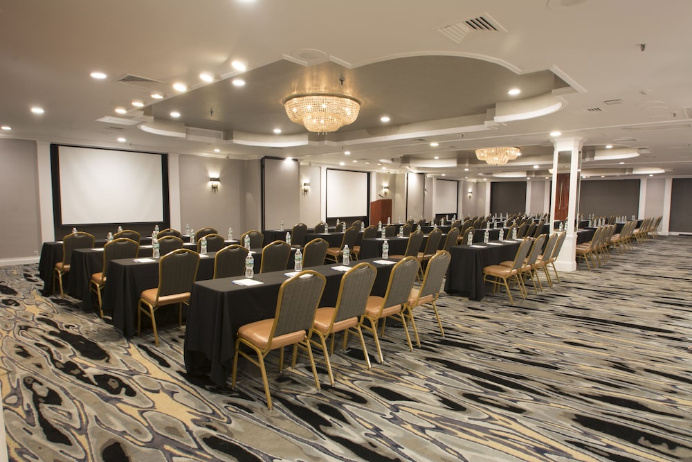 Adria Hotel And Conference Center - photo 49