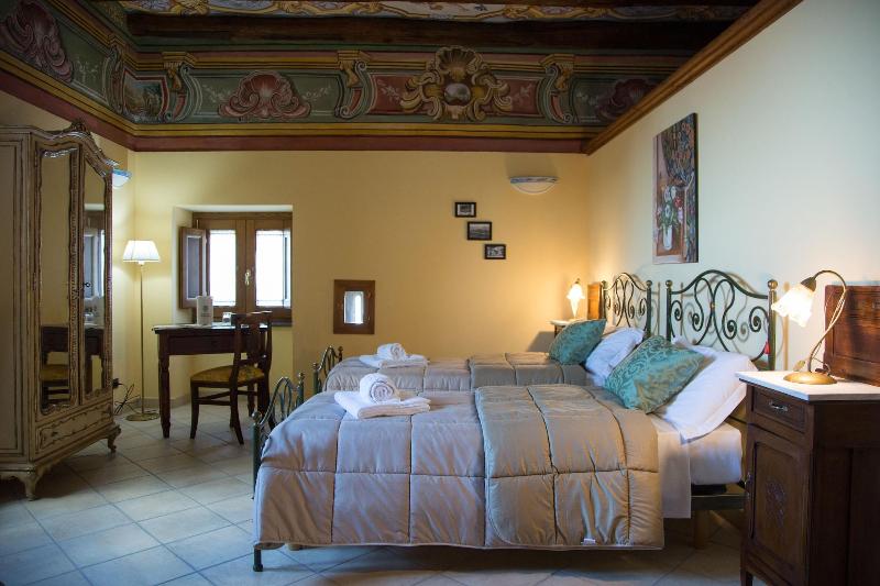 Palazzo Lauritano — 4-Star Luxury Hotel in Agerola, Italy